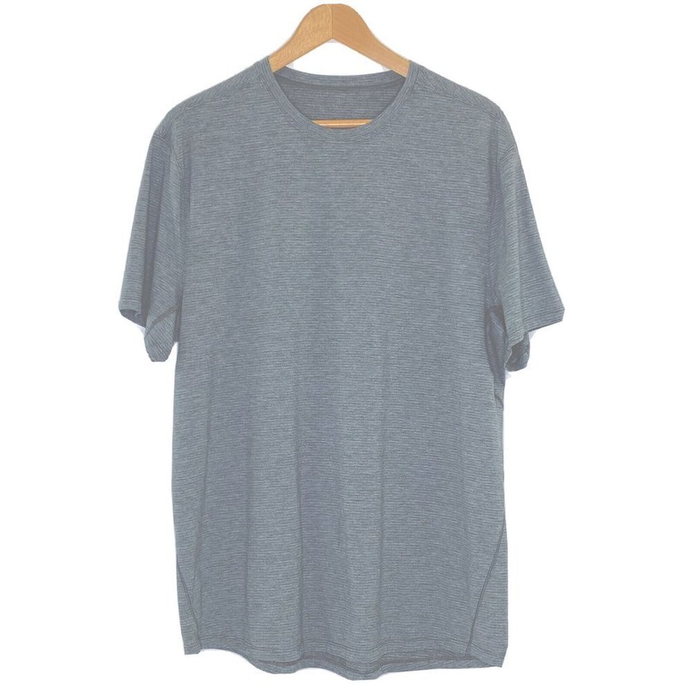 Lululemon T Shirt Mens size L-XL Short Sleeved Crew Neck Active Tee Gray NO TAG